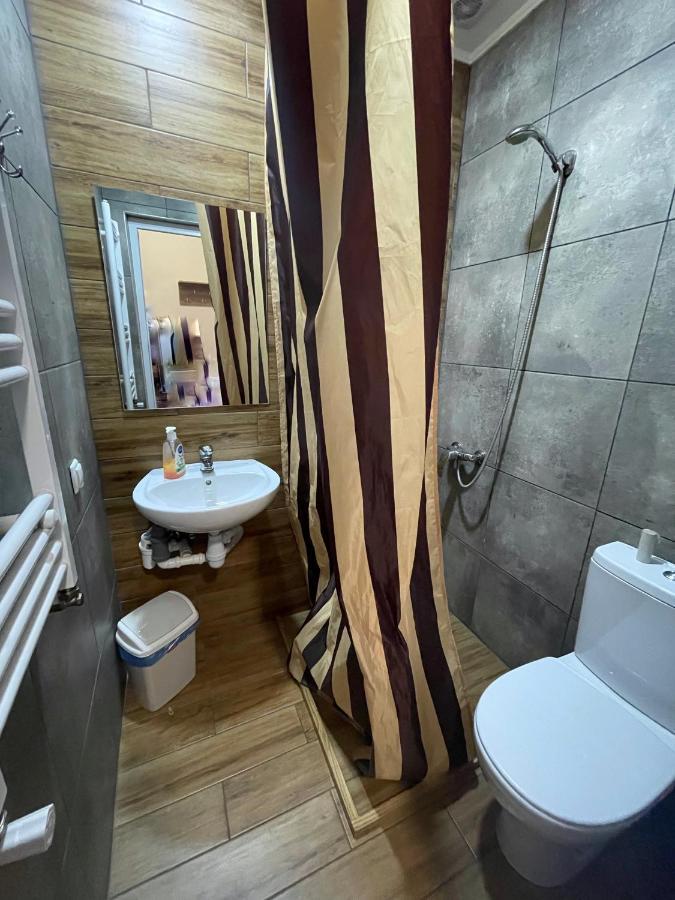 Hostel U Pottera Tjernivtsi Eksteriør billede