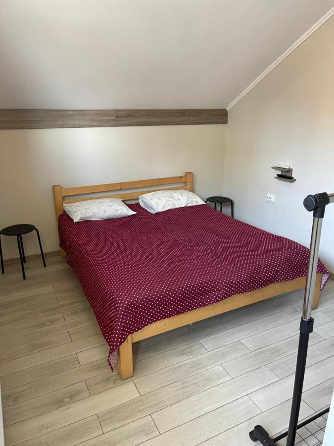Hostel U Pottera Tjernivtsi Eksteriør billede