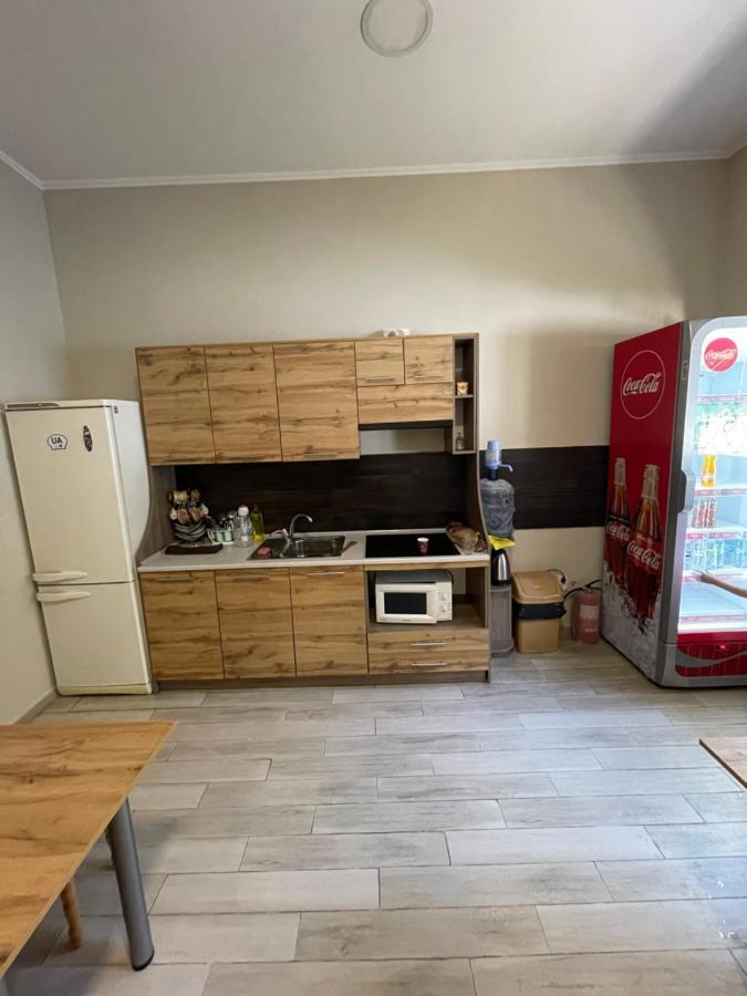 Hostel U Pottera Tjernivtsi Eksteriør billede